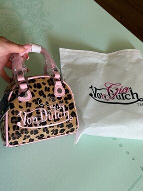 Von Dutch Pink Trim Leopard Mini Satchel / L.AM.GIA X VON DUTCH MINI
BOWLING BAG
